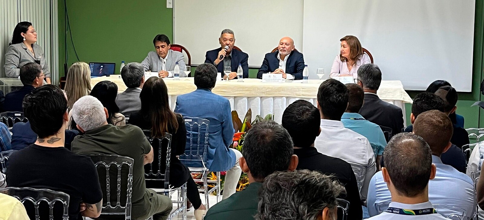 Especialistas debatem efeitos do novo IBS na economia do Amazonas