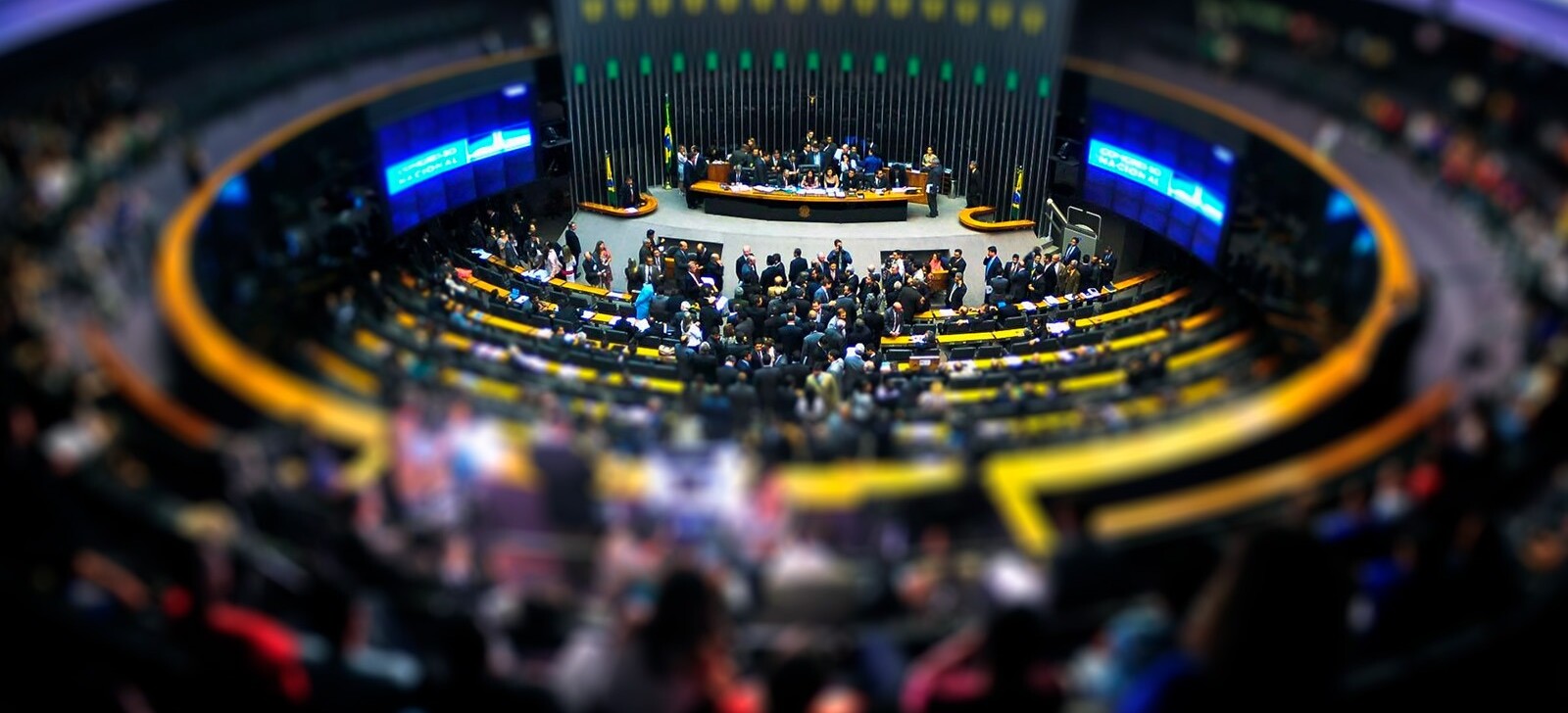 Entenda como vai funcionar isenção do IR para quem ganha até R$ 5 mil