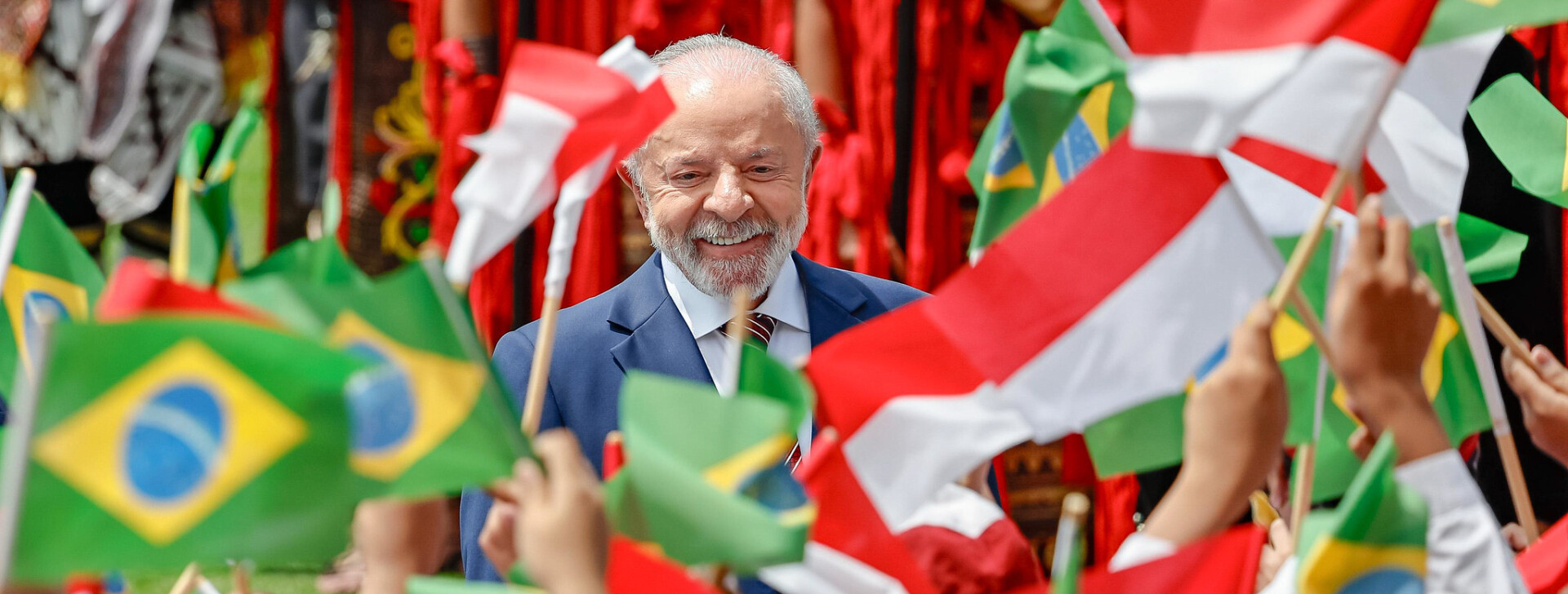 Na Indonésia, Lula confirma que vai disputar quarto mandato à Presidência em 2026