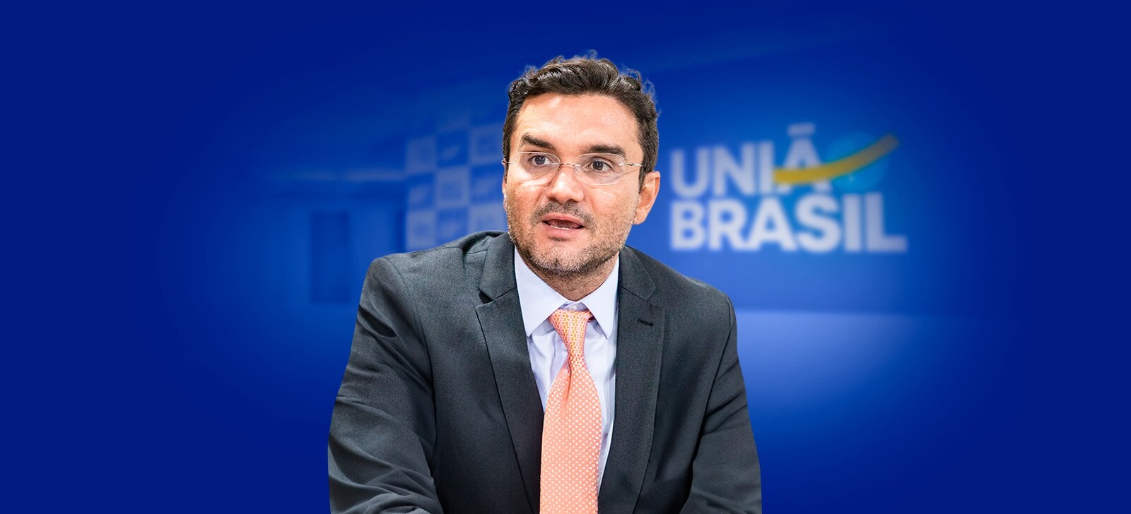 ‘Eu fico!’: Celso Sabino desafia União Brasil após partido decidir por afastamento