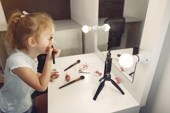 Atuação de menores em redes reacende alerta sobre trabalho infantil