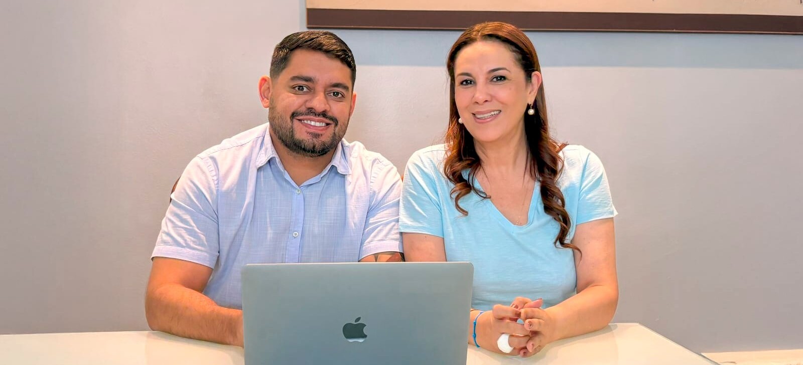 André Zogahib e Kátia Couceiro homologam chapa para concorrer à reeleição na UEA