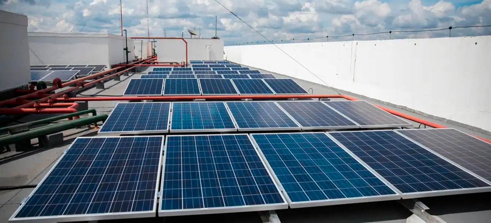 Brasil acelera corrida global por energia solar e se torna quarto maior no mercado