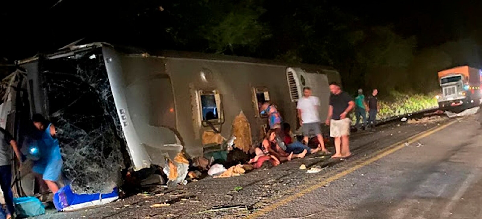 Acidente com ônibus deixa 15 mortos em Pernambuco, diz PRF