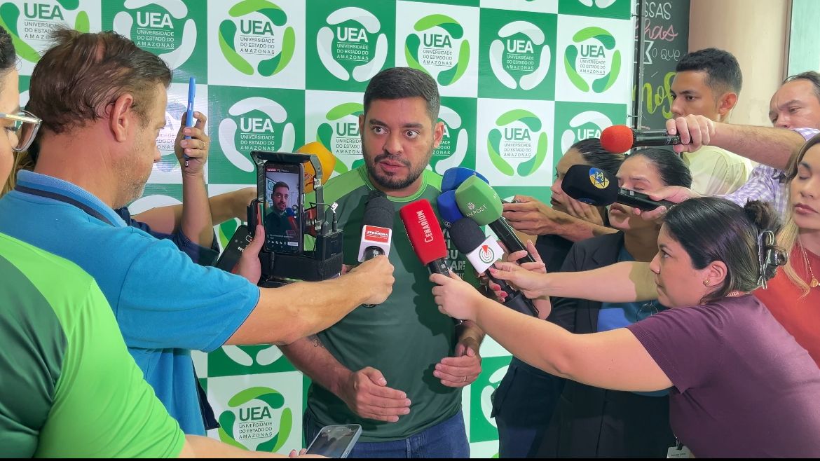 Vestibular 2025: ‘UEA conectada com o que há de mais importante na ciência’, diz reitor sobre curso de IA