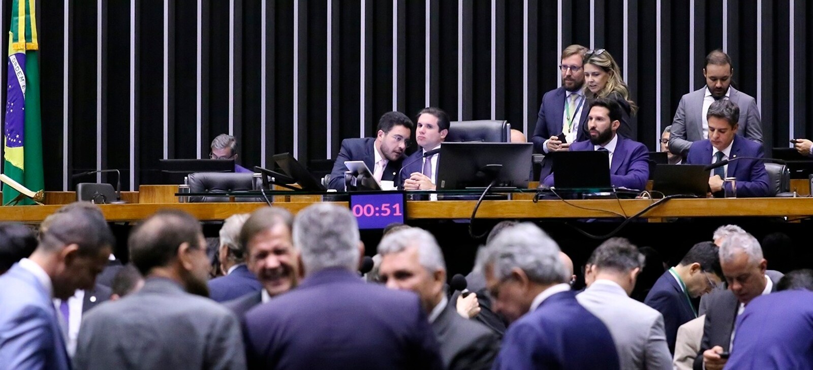 Bancada do AM é a que mais apoia proposta de reforma administrativa entre Estados da Amazônia