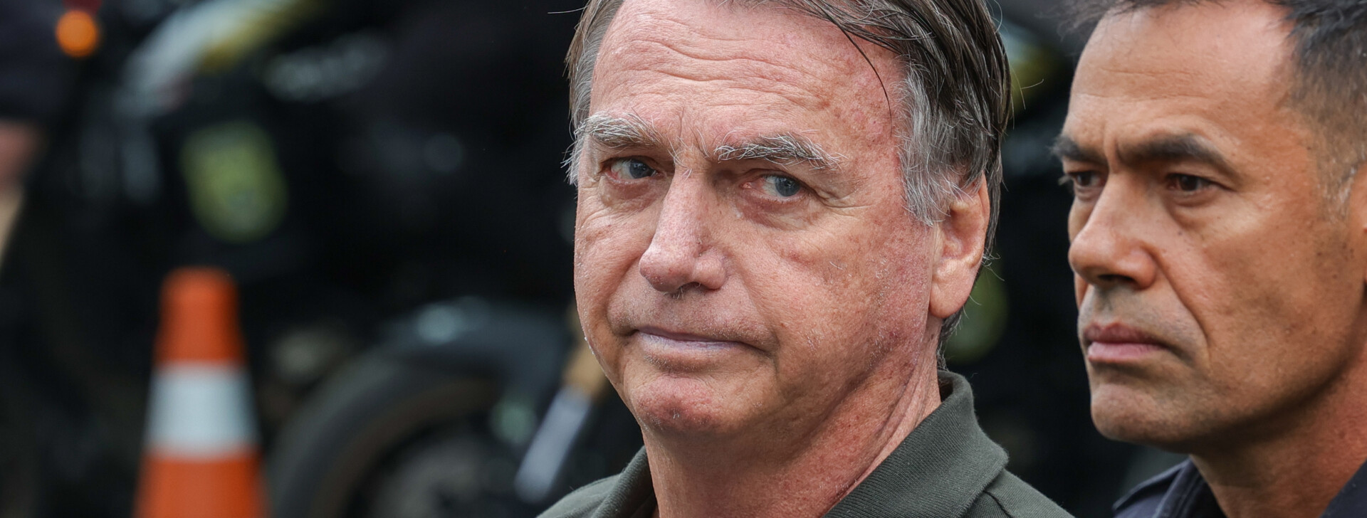 Bolsonaro completa 100 dias preso em casa sob temor de transferência a presídio