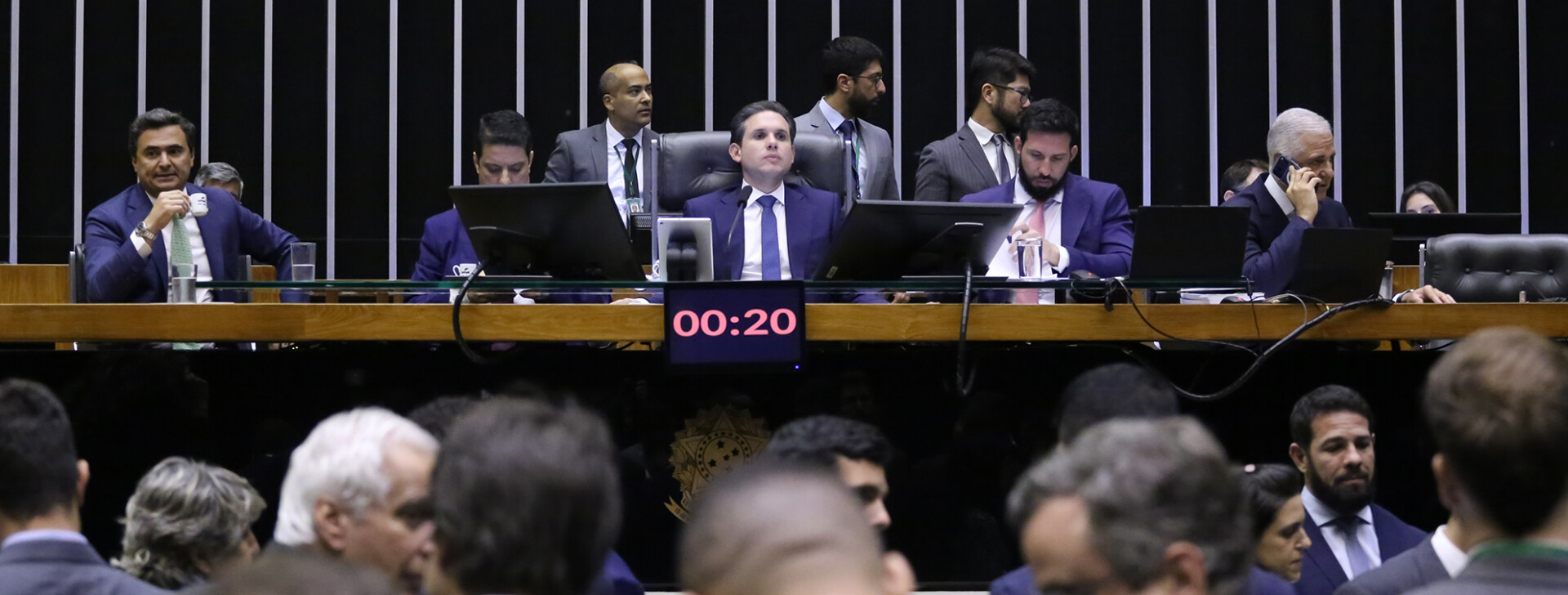 Centrão e bolsonarismo se unem para aprovar ‘PL Antifacção’ na Câmara