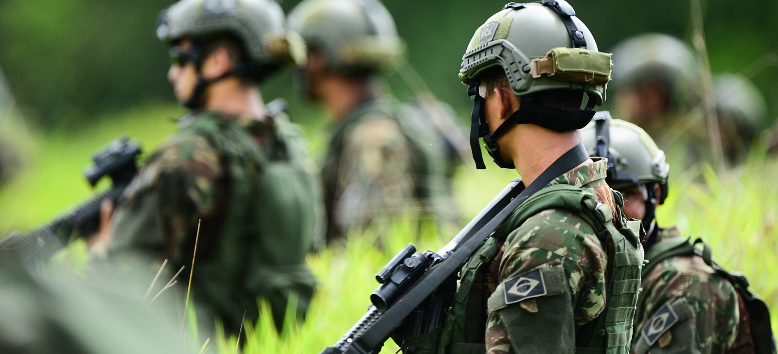 Por unanimidade, STJ proíbe Forças Armadas de afastar militares por transição de gênero