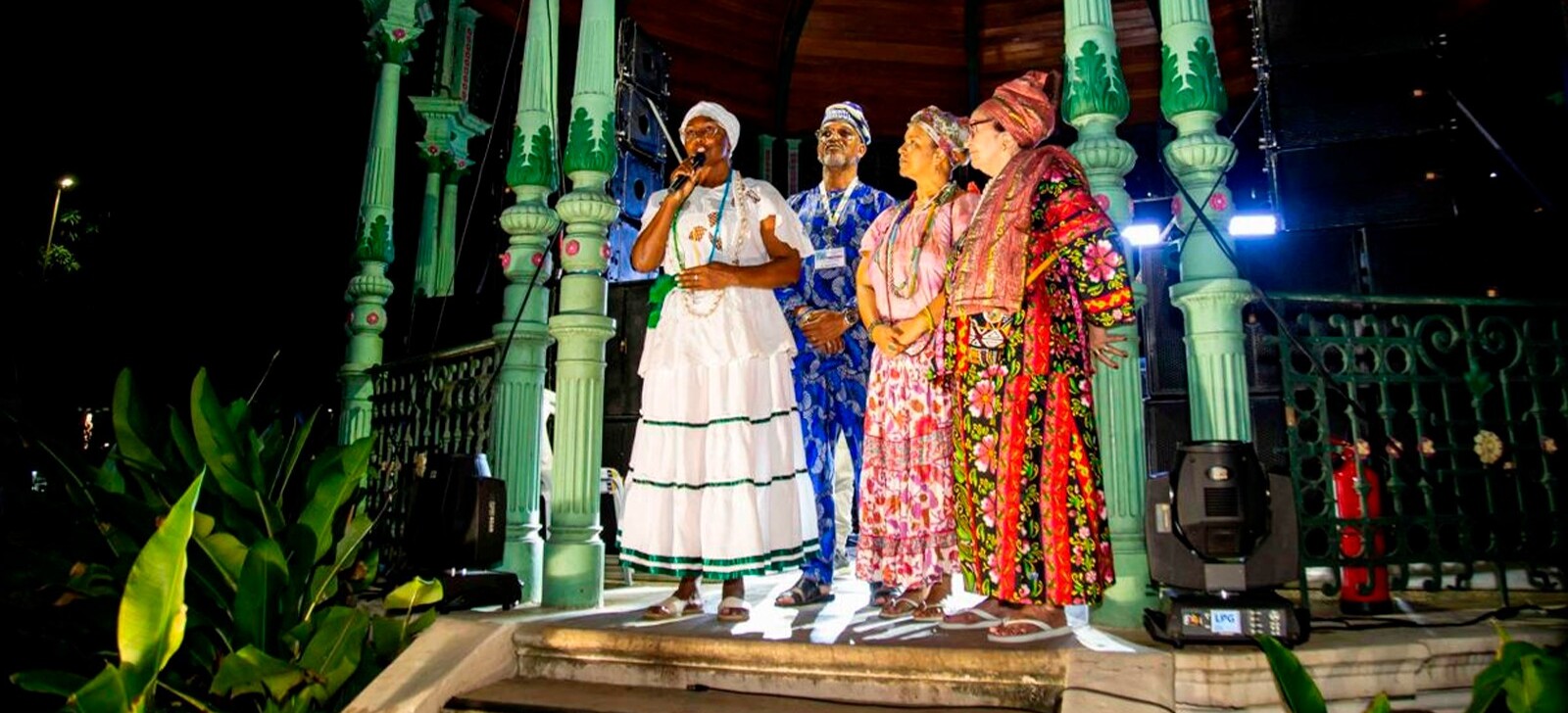 Vigília pela Terra reúne movimentos sociais em ato inter-religioso em Belém