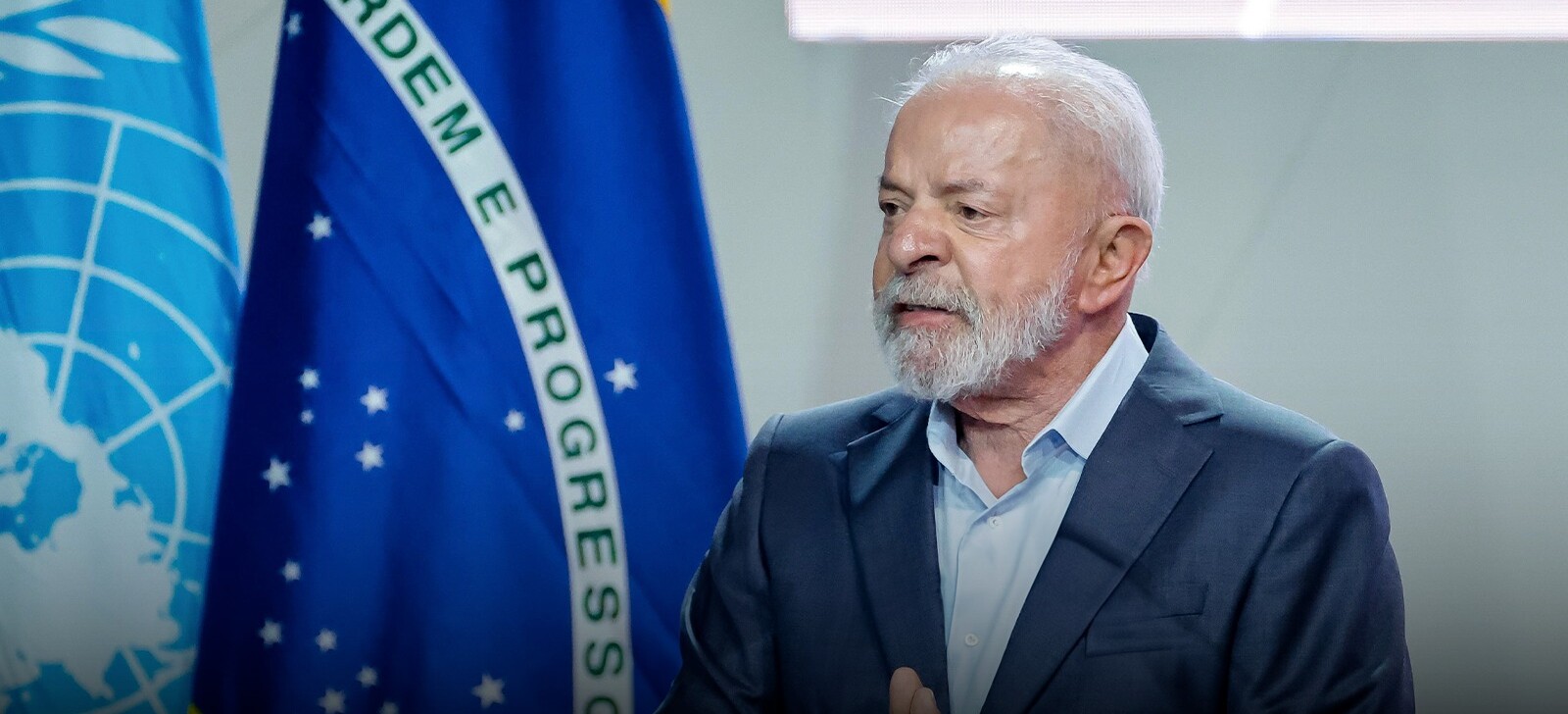 Presidente Lula sanciona lei que proíbe pronome neutro e reacende debate nacional sobre linguagem